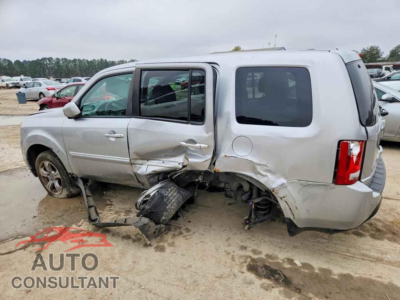 HONDA PILOT 2015 - 5FNYF3H55FB025778