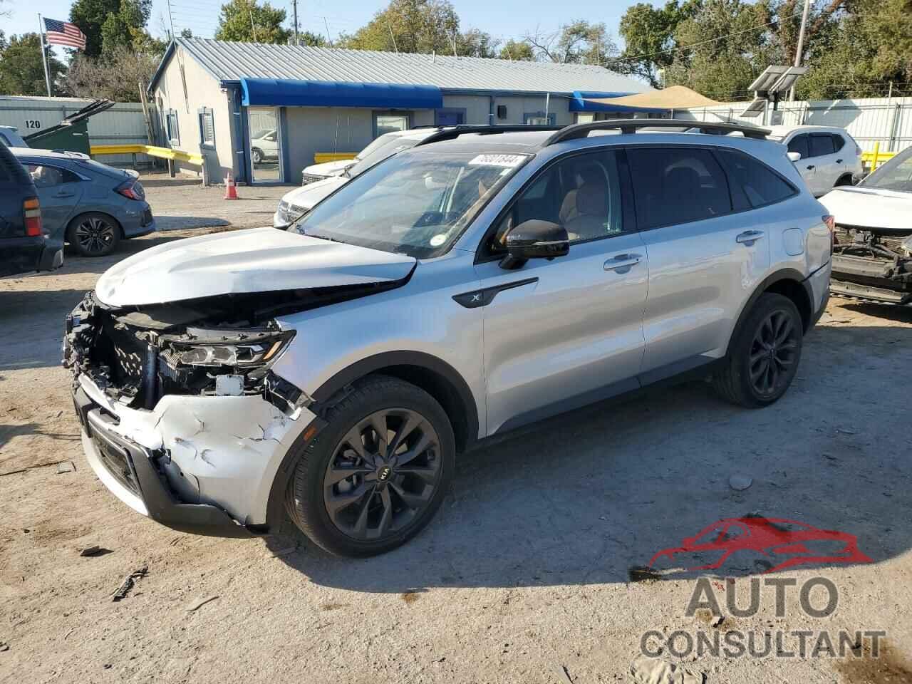 KIA SORENTO 2021 - 5XYRKDLF3MG011485