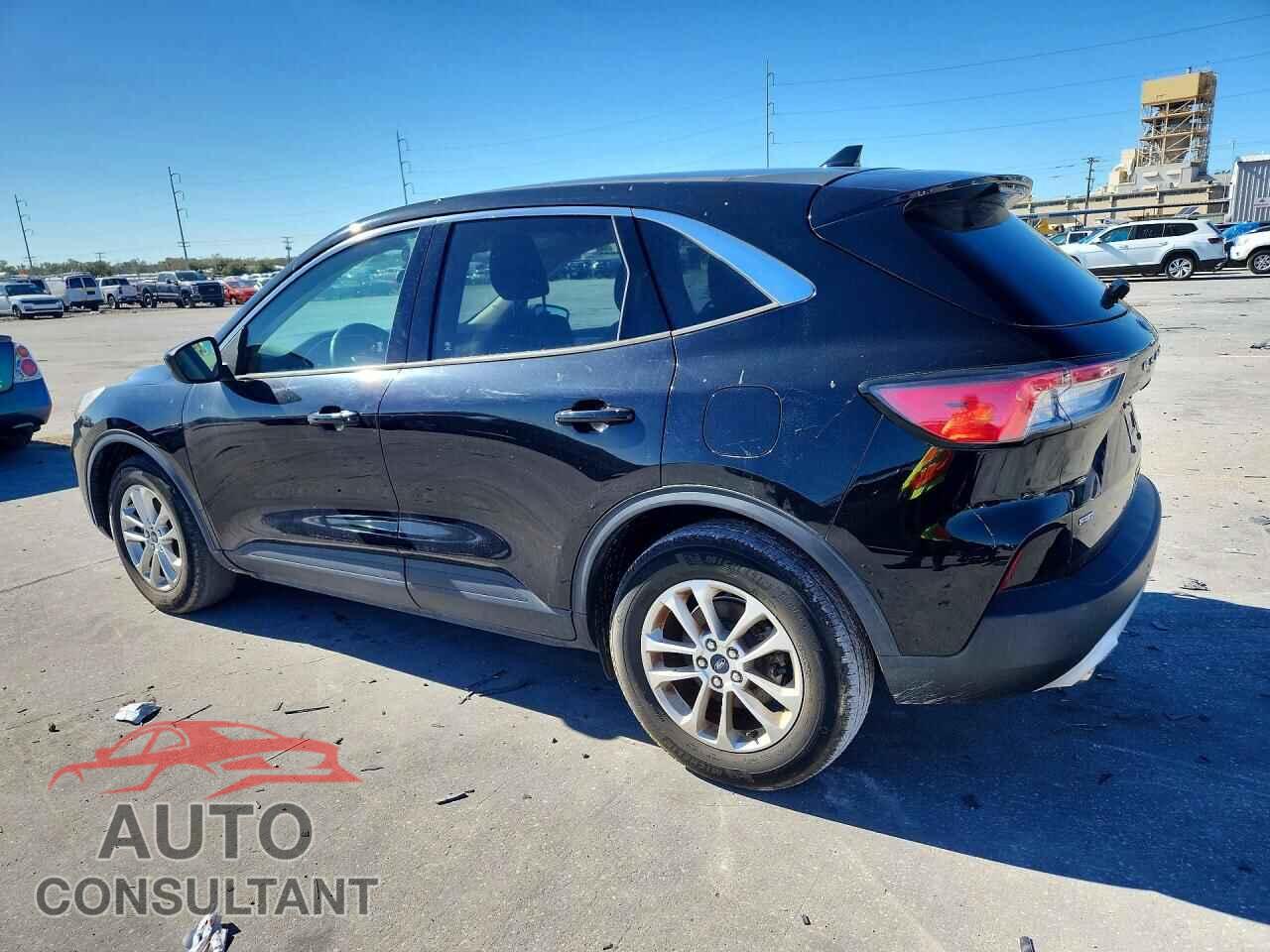 FORD ESCAPE 2020 - 1FMCU0G64LUA81587