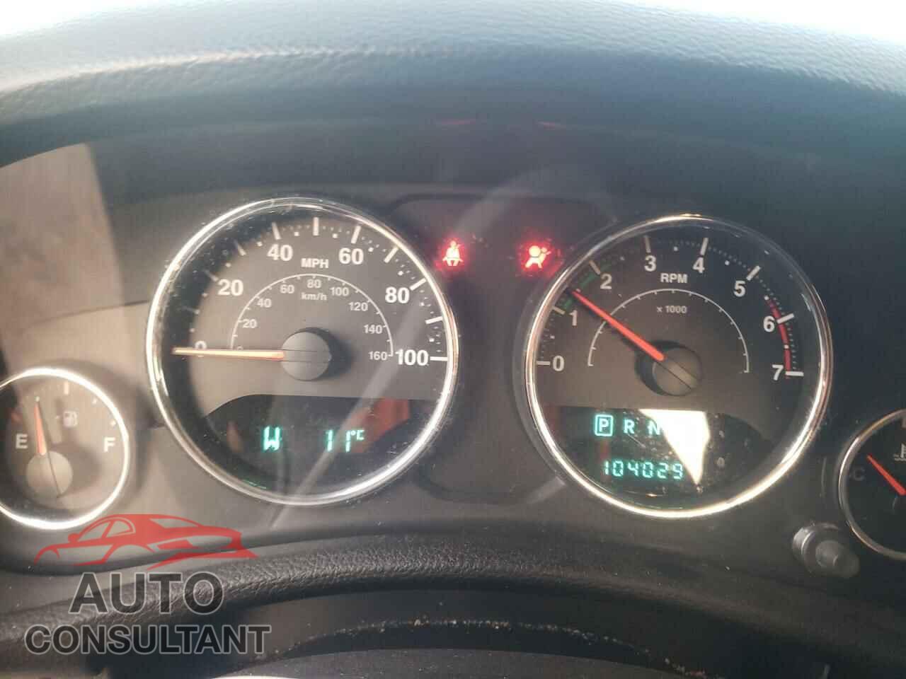 JEEP WRANGLER 2011 - 1J4AA2D18BL625631