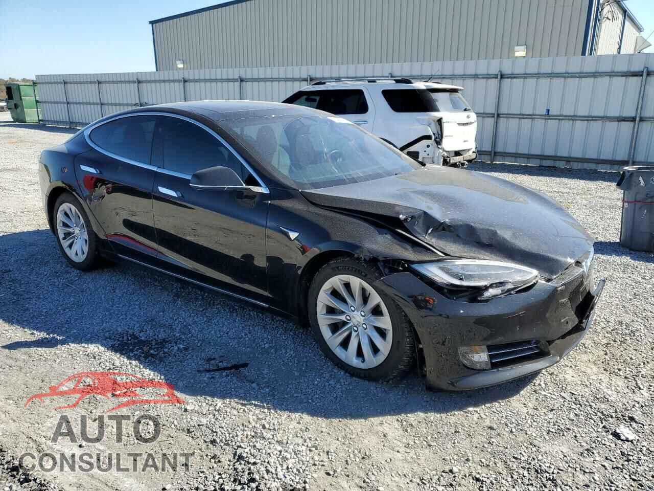 TESLA MODEL S 2017 - 5YJSA1E2XHF232964