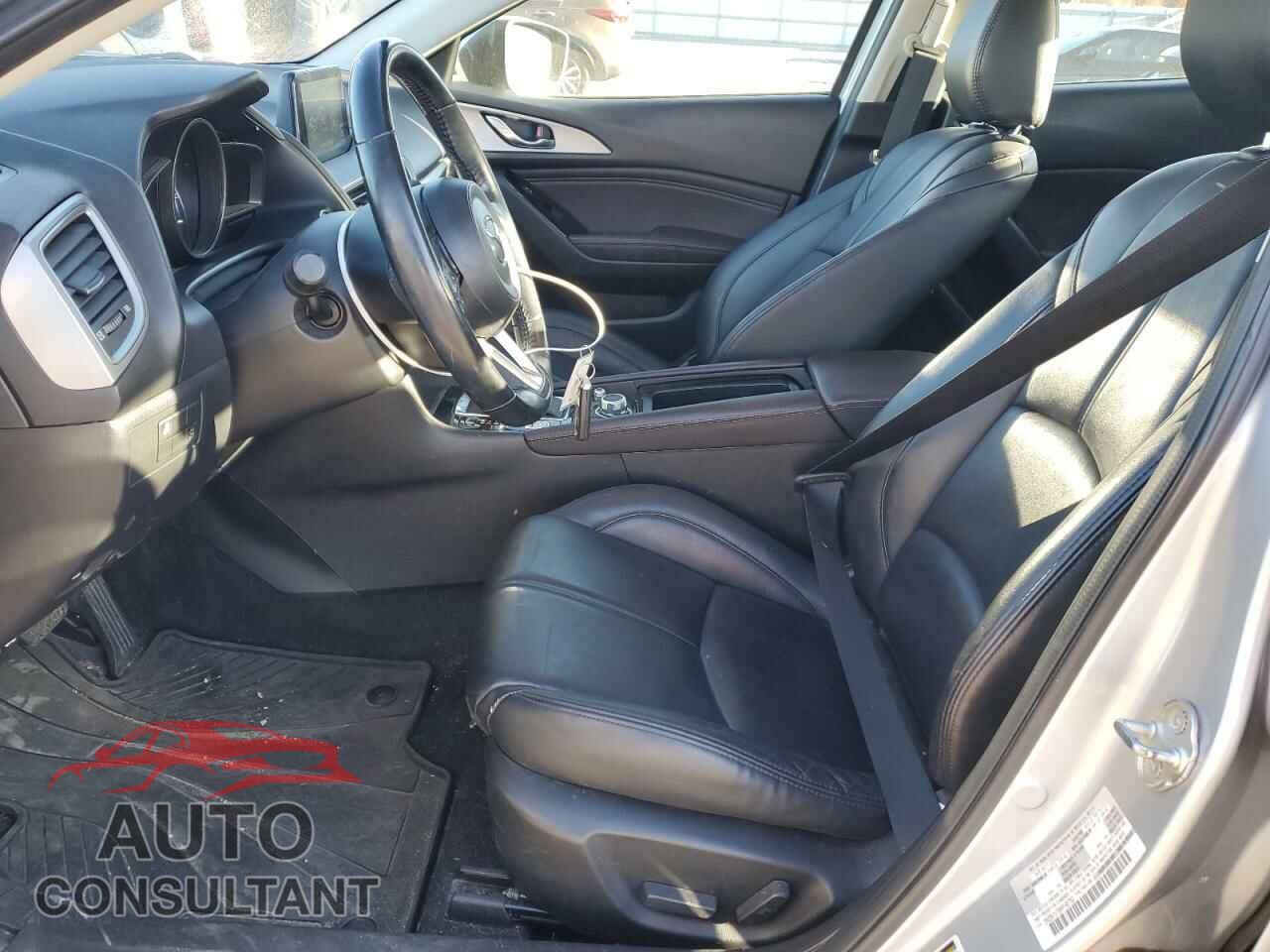 MAZDA 3 2017 - 3MZBN1V79HM146750