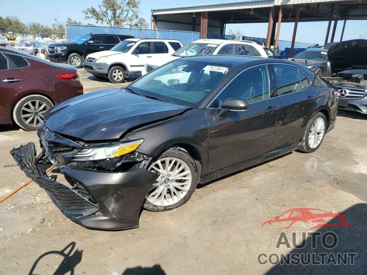 TOYOTA CAMRY 2019 - 4T1B11HK4KU728736