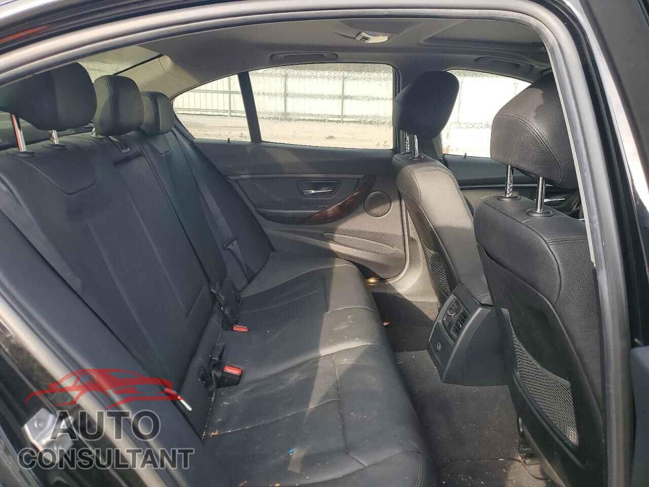 BMW 3 SERIES 2016 - WBA8A3C56GK689904