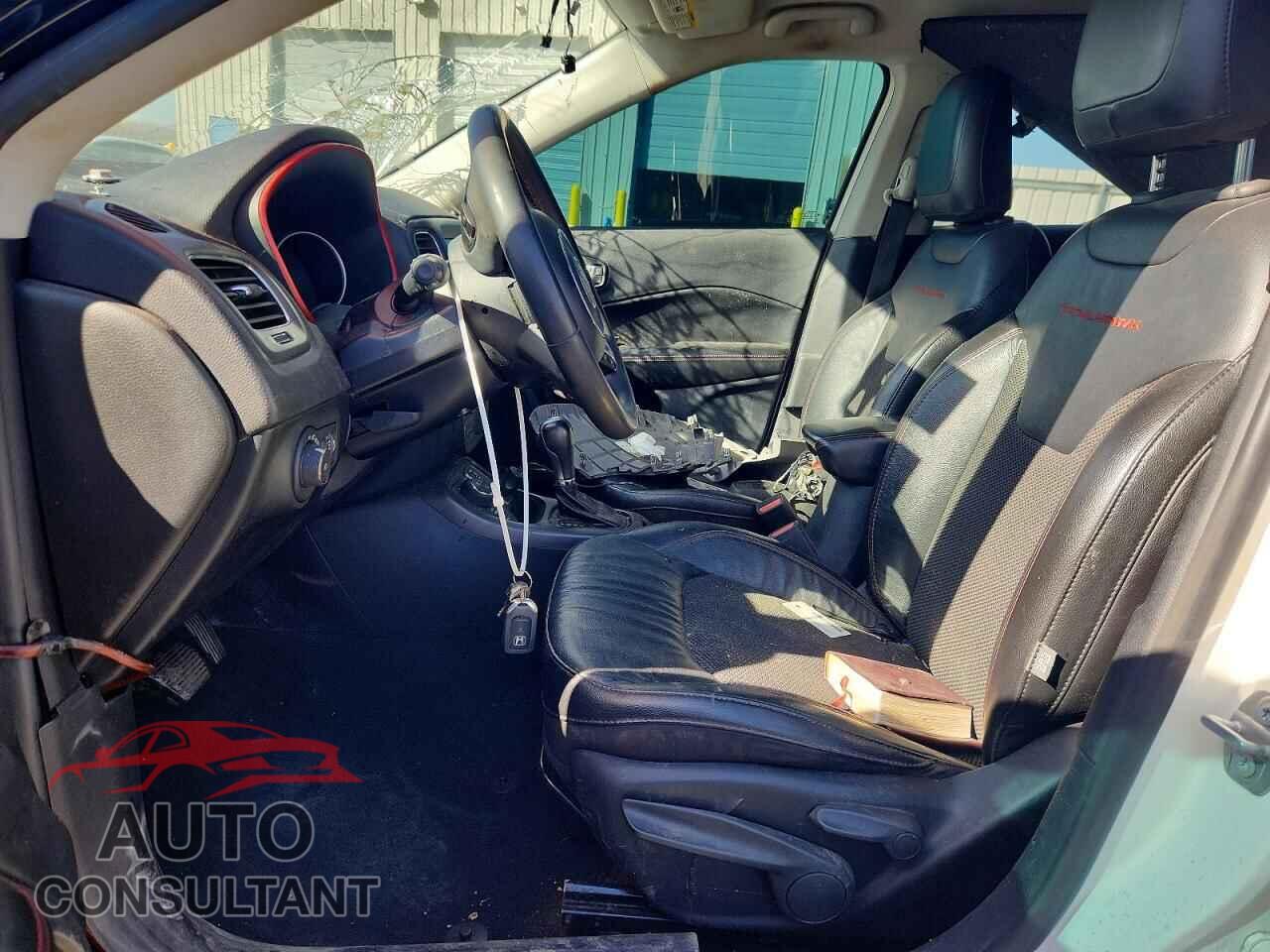 JEEP COMPASS 2021 - 3C4NJDDB6MT529337