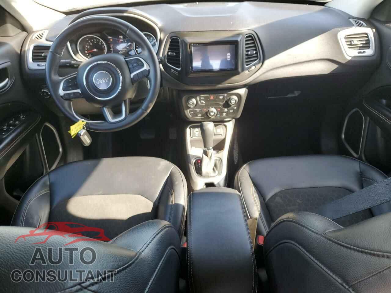 JEEP COMPASS 2017 - 3C4NJCBBXHT658586