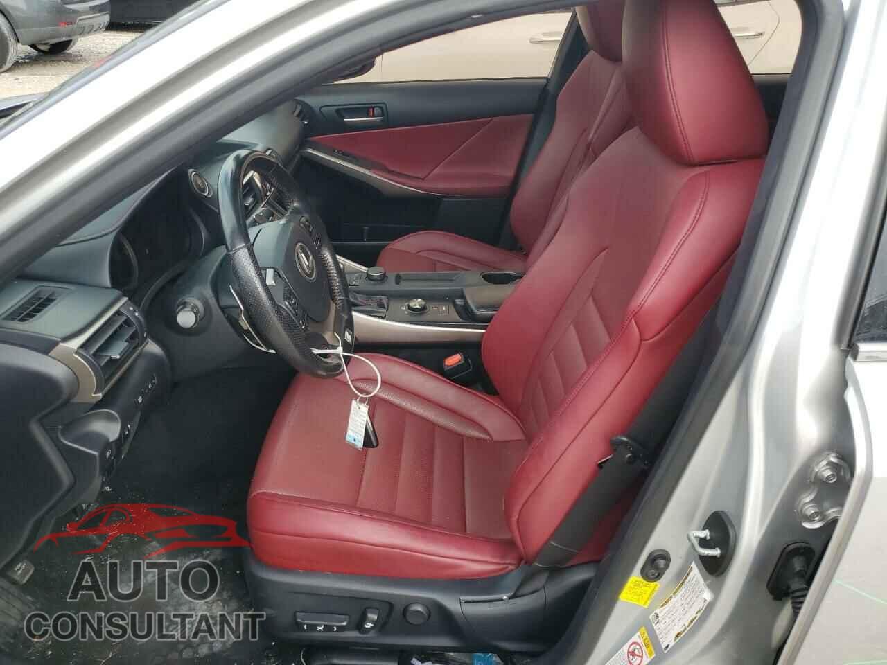 LEXUS IS 2017 - JTHBA1D2XH5053759