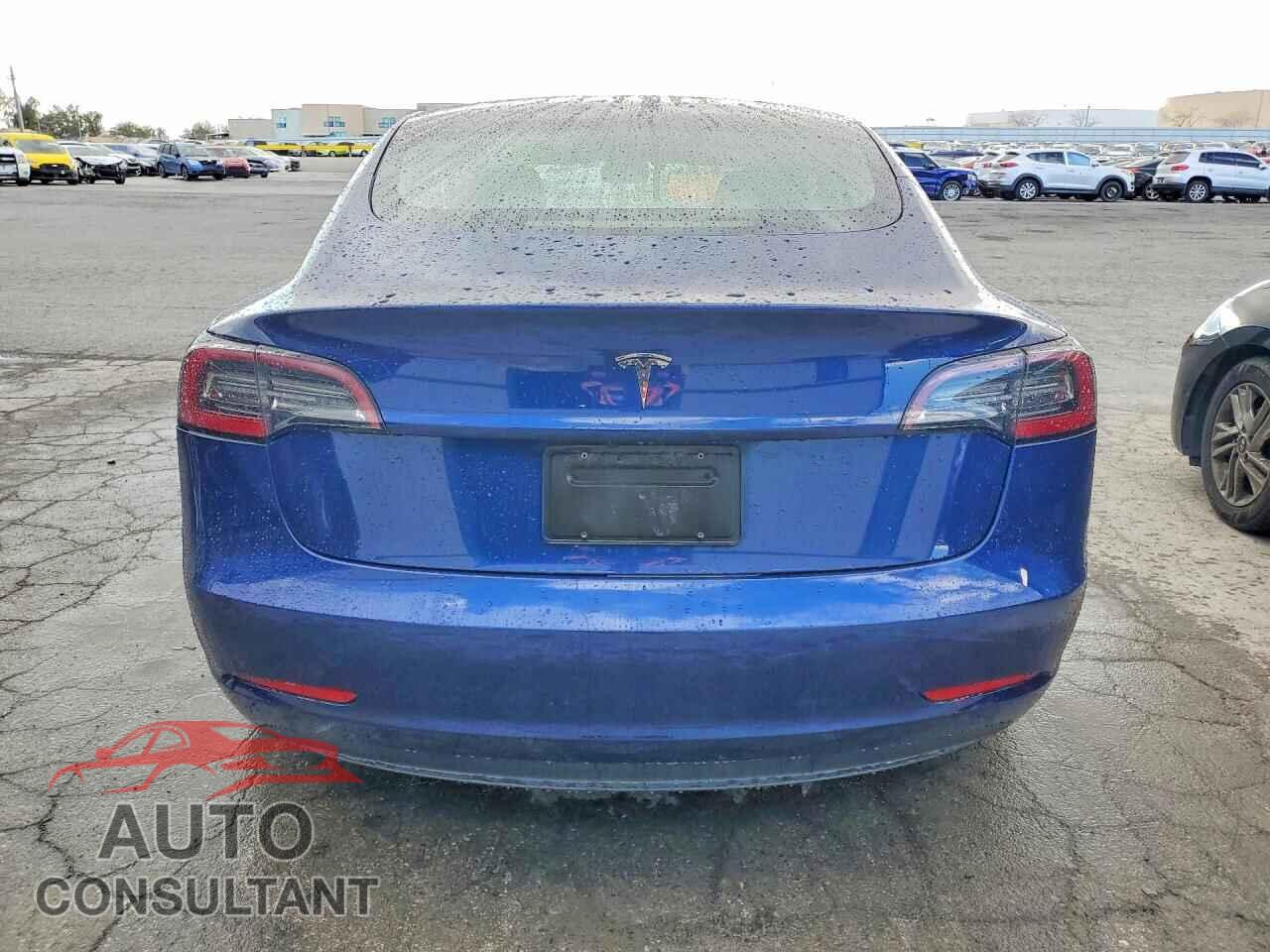 TESLA MODEL 3 2023 - 5YJ3E1EA0PF448465