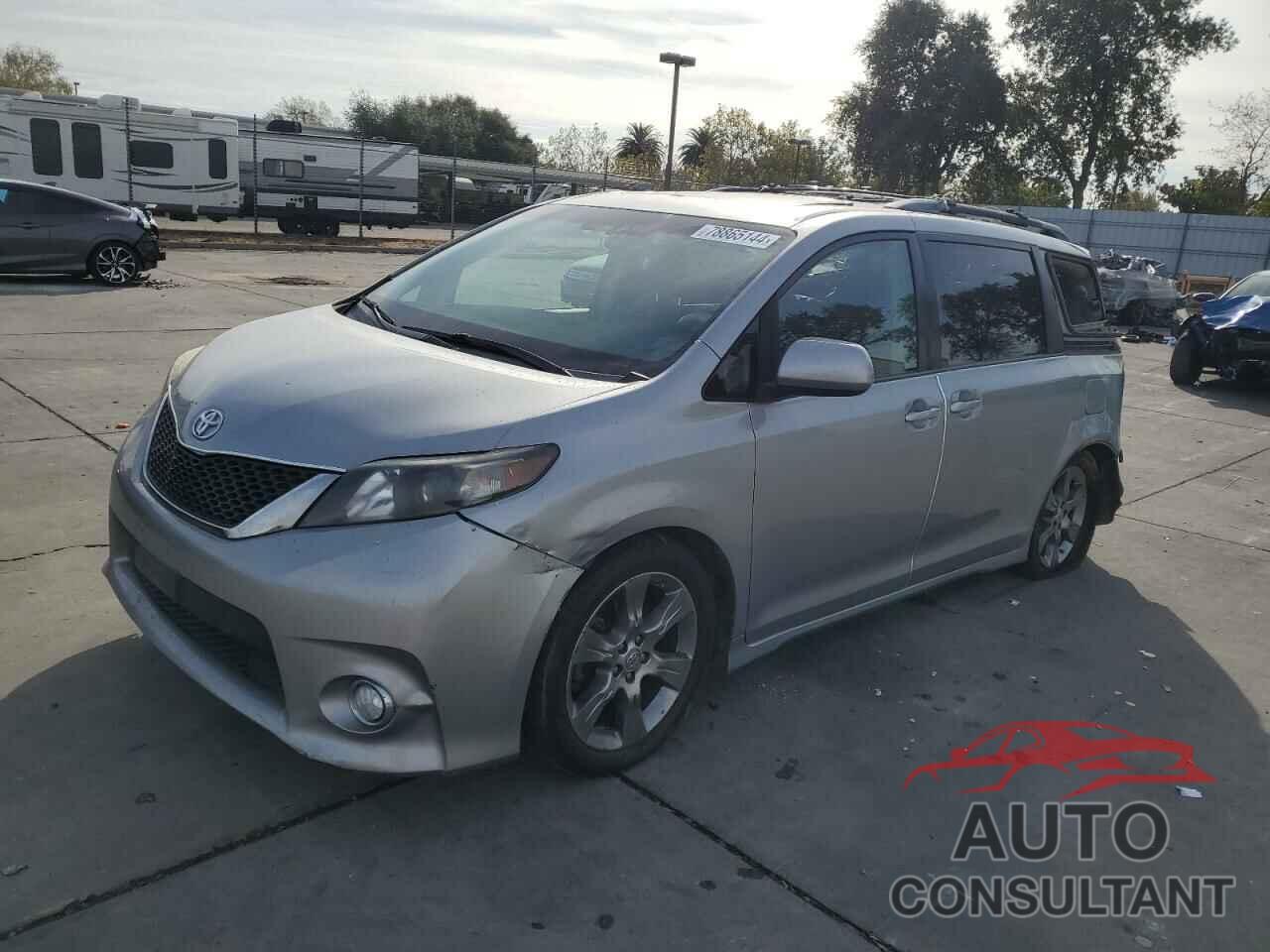 TOYOTA SIENNA 2011 - 5TDXK3DC7BS088060