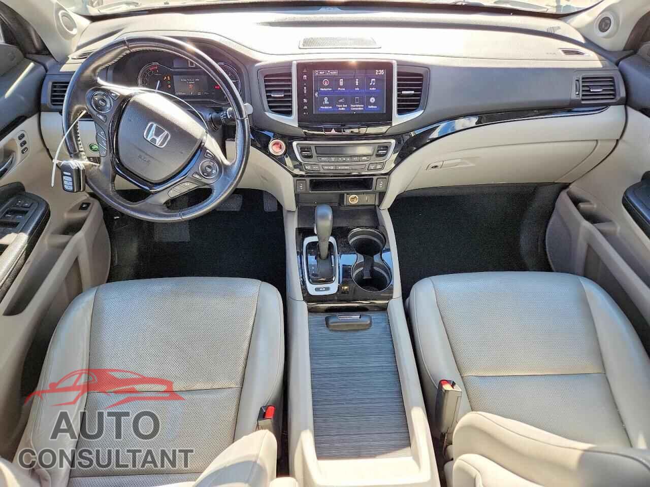 HONDA RIDGELINE 2017 - 5FPYK3F71HB022600