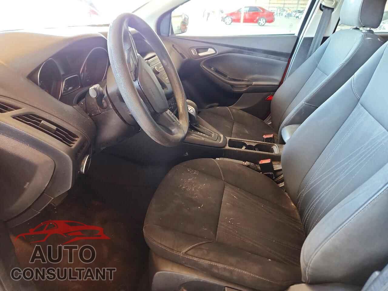 FORD FOCUS 2017 - 1FADP3K25HL267812