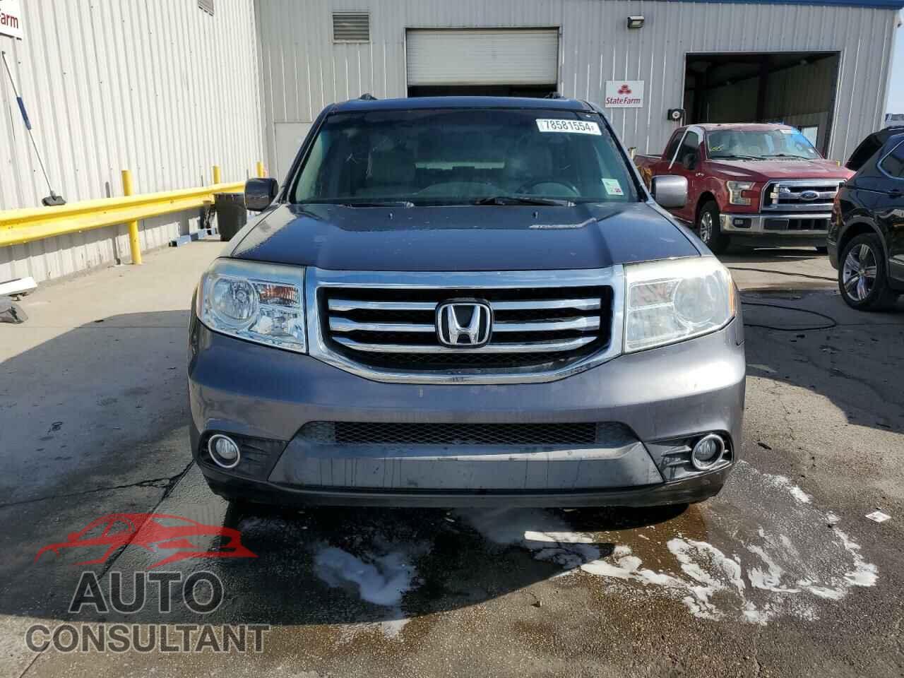 HONDA PILOT 2015 - 5FNYF3H31FB034136