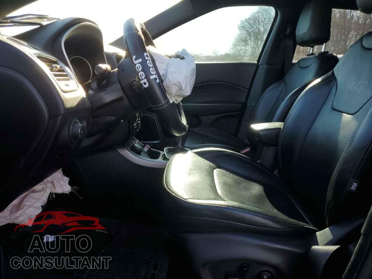 JEEP COMPASS 2020 - 3C4NJDCB3LT145614