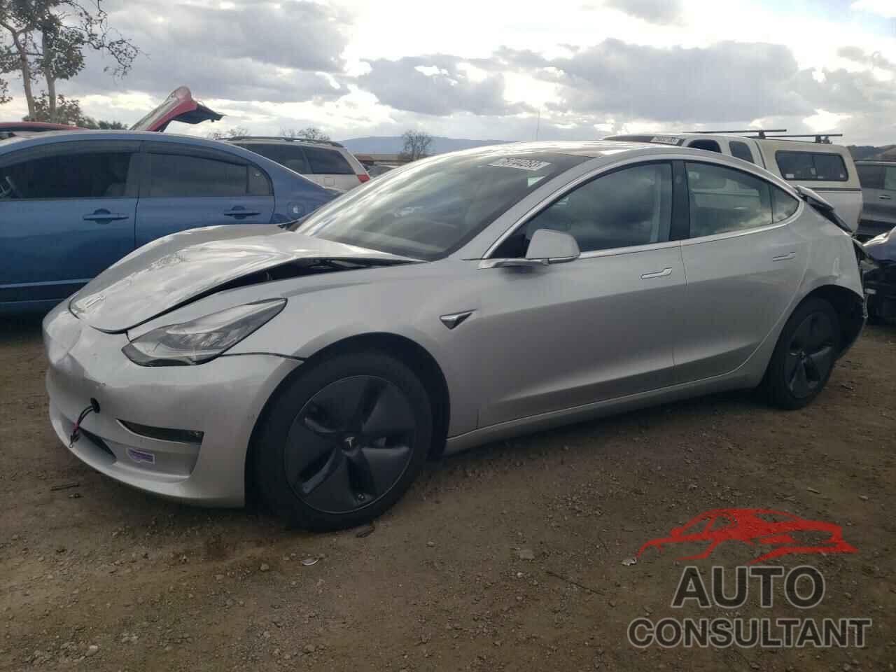 TESLA MODEL 3 2018 - 5YJ3E1EBXJF104366