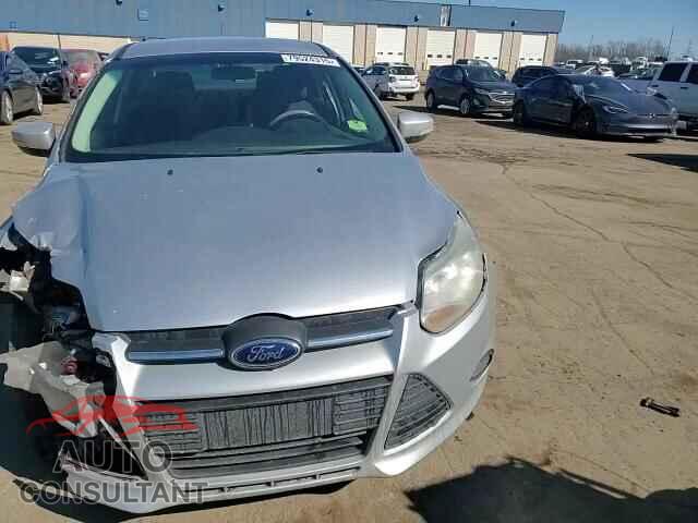 FORD FOCUS 2014 - 1FADP3F26EL142811