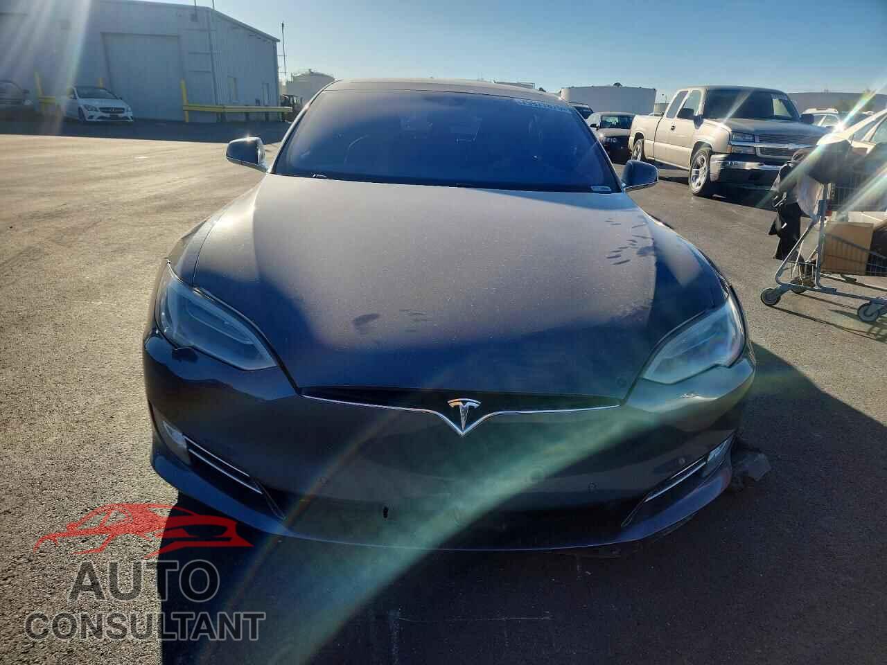 TESLA MODEL S 2016 - 5YJSA1E44GF146906