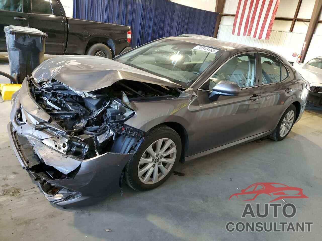 TOYOTA CAMRY 2018 - 4T1B11HK2JU602101