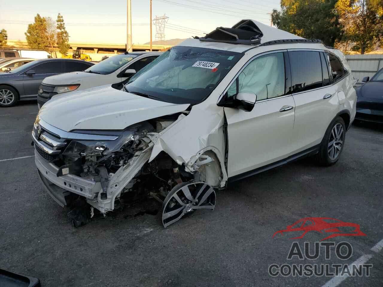 HONDA PILOT 2016 - 5FNYF6H97GB056312