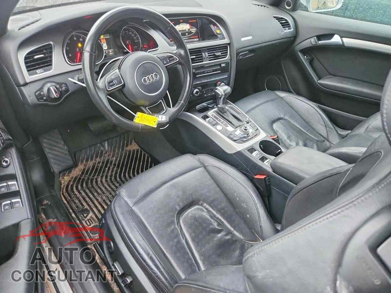 AUDI A5 2013 - WAULFAFH8DN010800