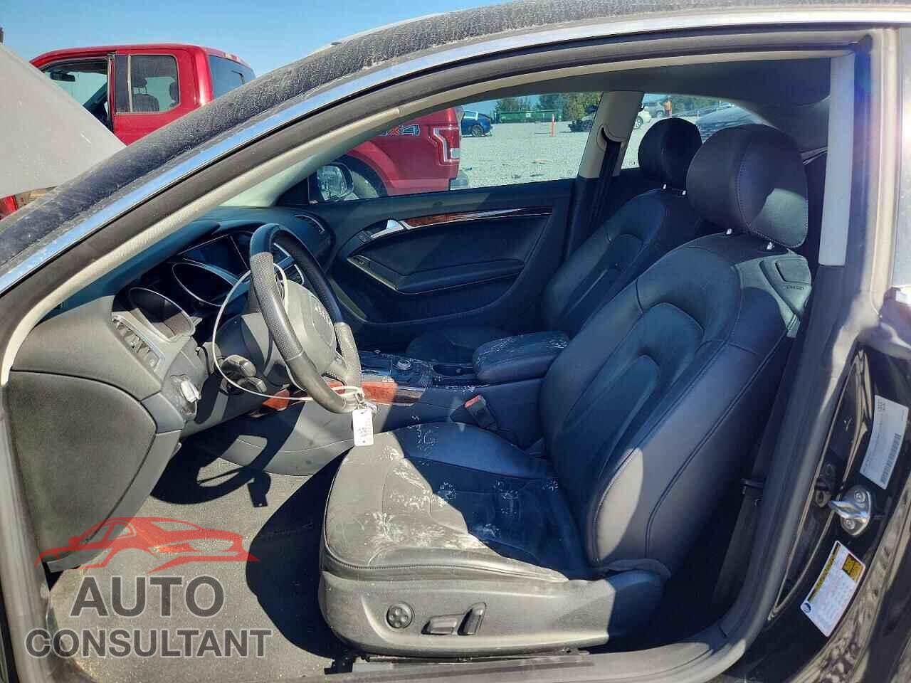 AUDI A5 2011 - WAULFAFR4BA013030