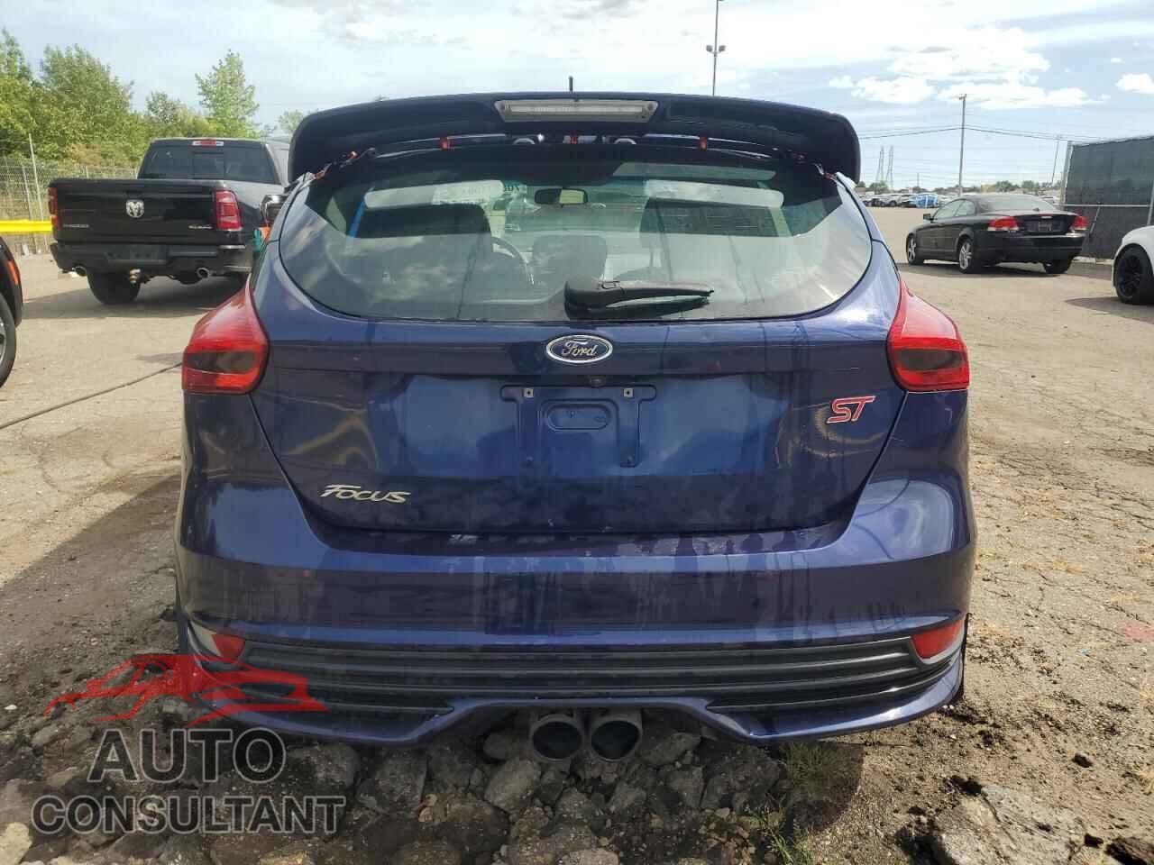 FORD FOCUS 2017 - 1FADP3L93HL303038