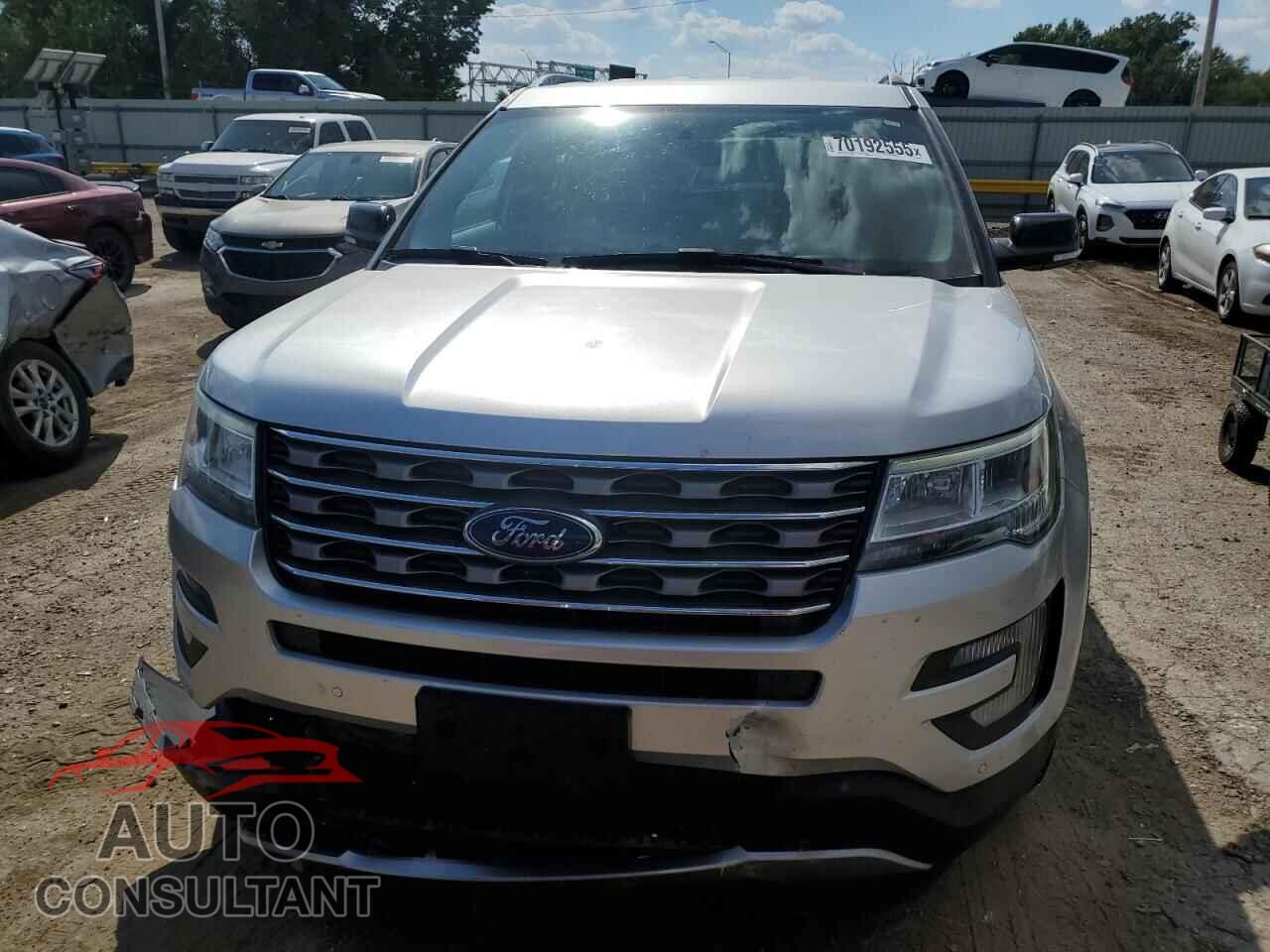 FORD EXPLORER 2017 - 1FM5K7D84HGD54501