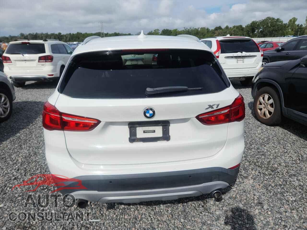 BMW X1 2016 - WBXHT3C32GP889972