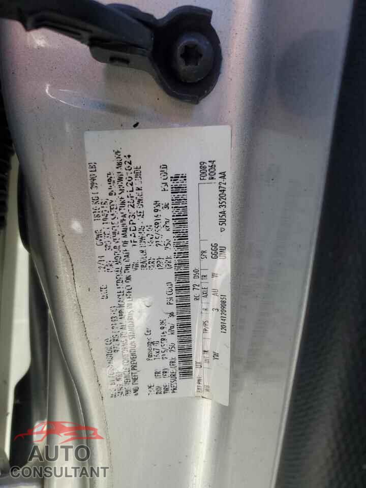FORD FOCUS 2015 - 1FADP3F25FL201624