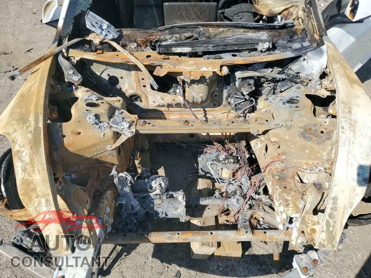 TESLA MODEL 3 2021 - 5YJ3E1EA5MF082580