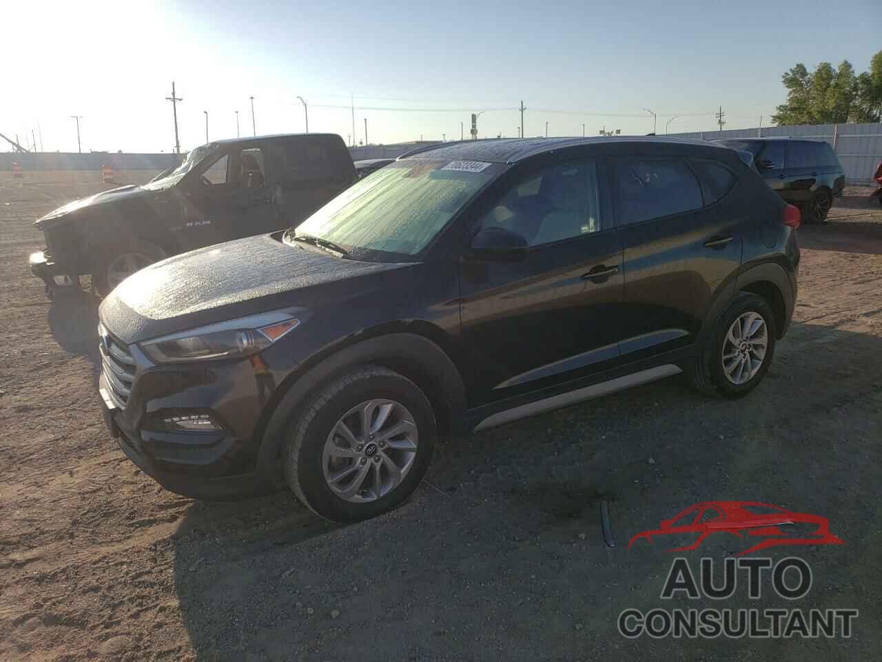 HYUNDAI TUCSON 2018 - KM8J33A45JU642900