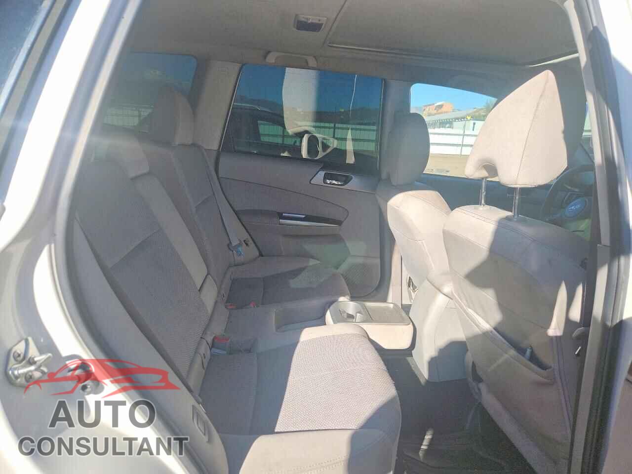 SUBARU FORESTER 2013 - JF2SHADC8DH434817