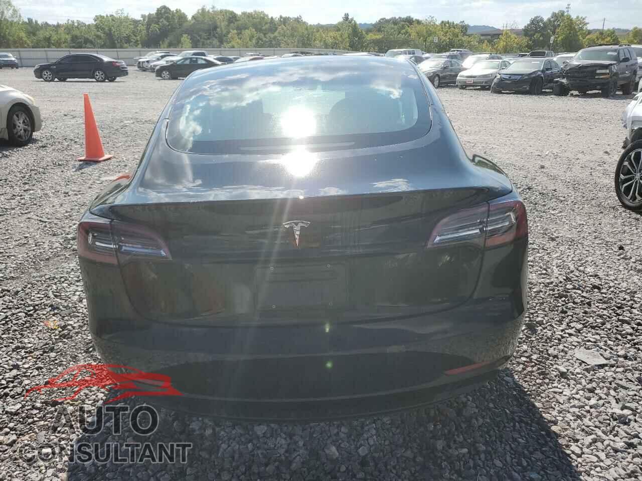 TESLA MODEL 3 2021 - 5YJ3E1EA7MF857574