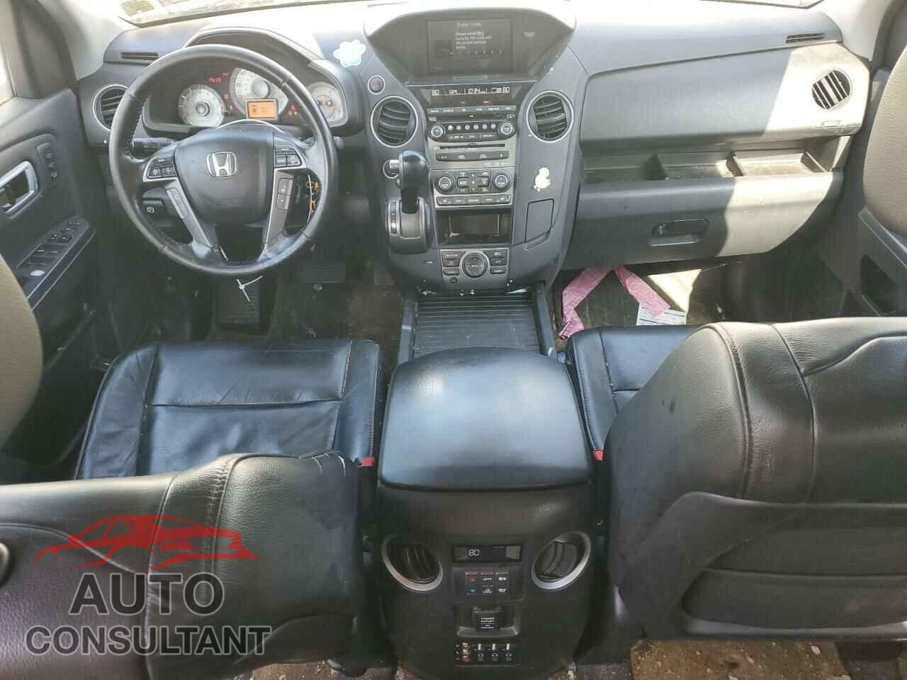 HONDA PILOT 2013 - 5FNYF4H94DB006516