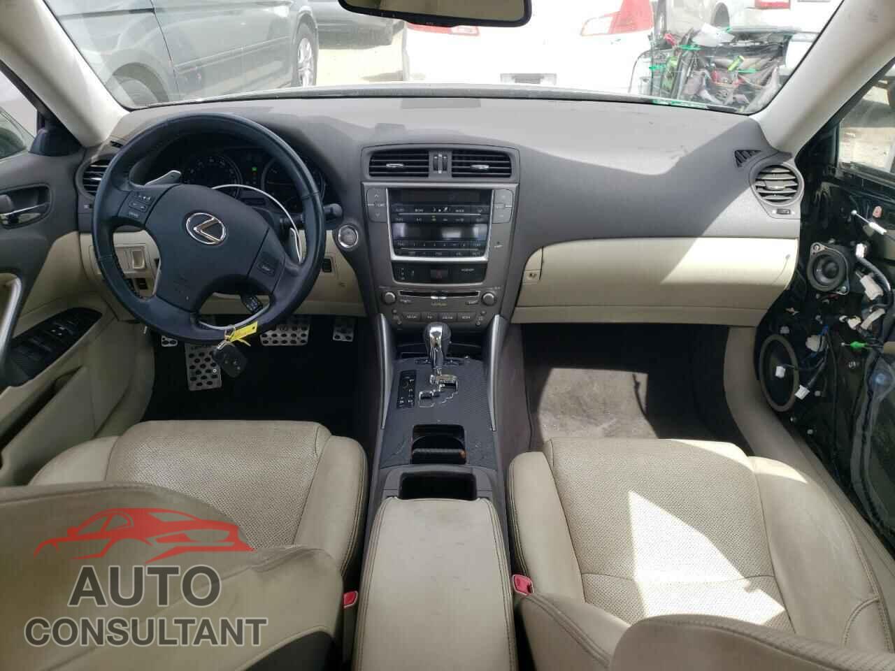 LEXUS IS 2009 - JTHBK262395094820