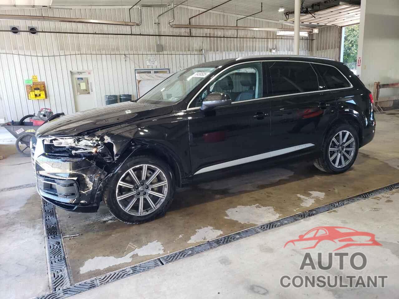 AUDI Q7 2018 - WA1LHAF73JD041517