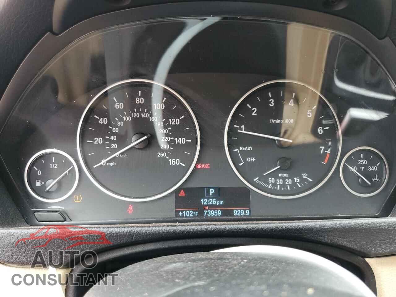 BMW 3 SERIES 2016 - WBA8E1G54GNU10158