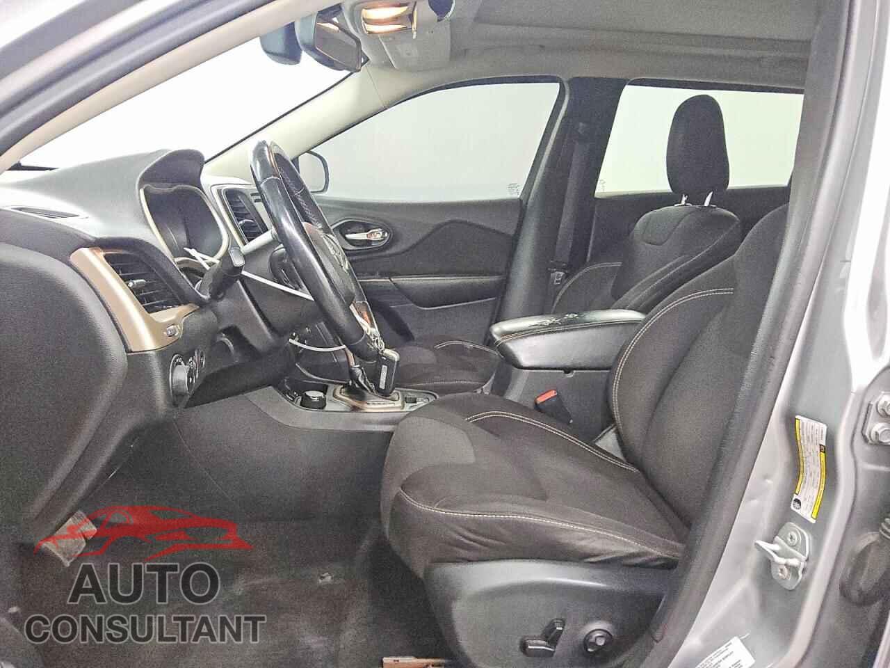 JEEP CHEROKEE 2015 - 1C4PJMCS4FW528677