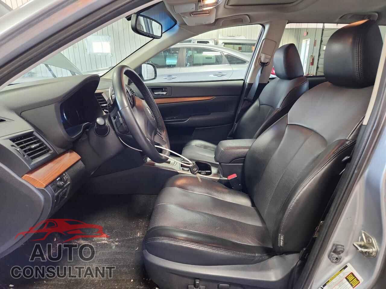 SUBARU OUTBACK 2014 - 4S4BRCLC4E3306285