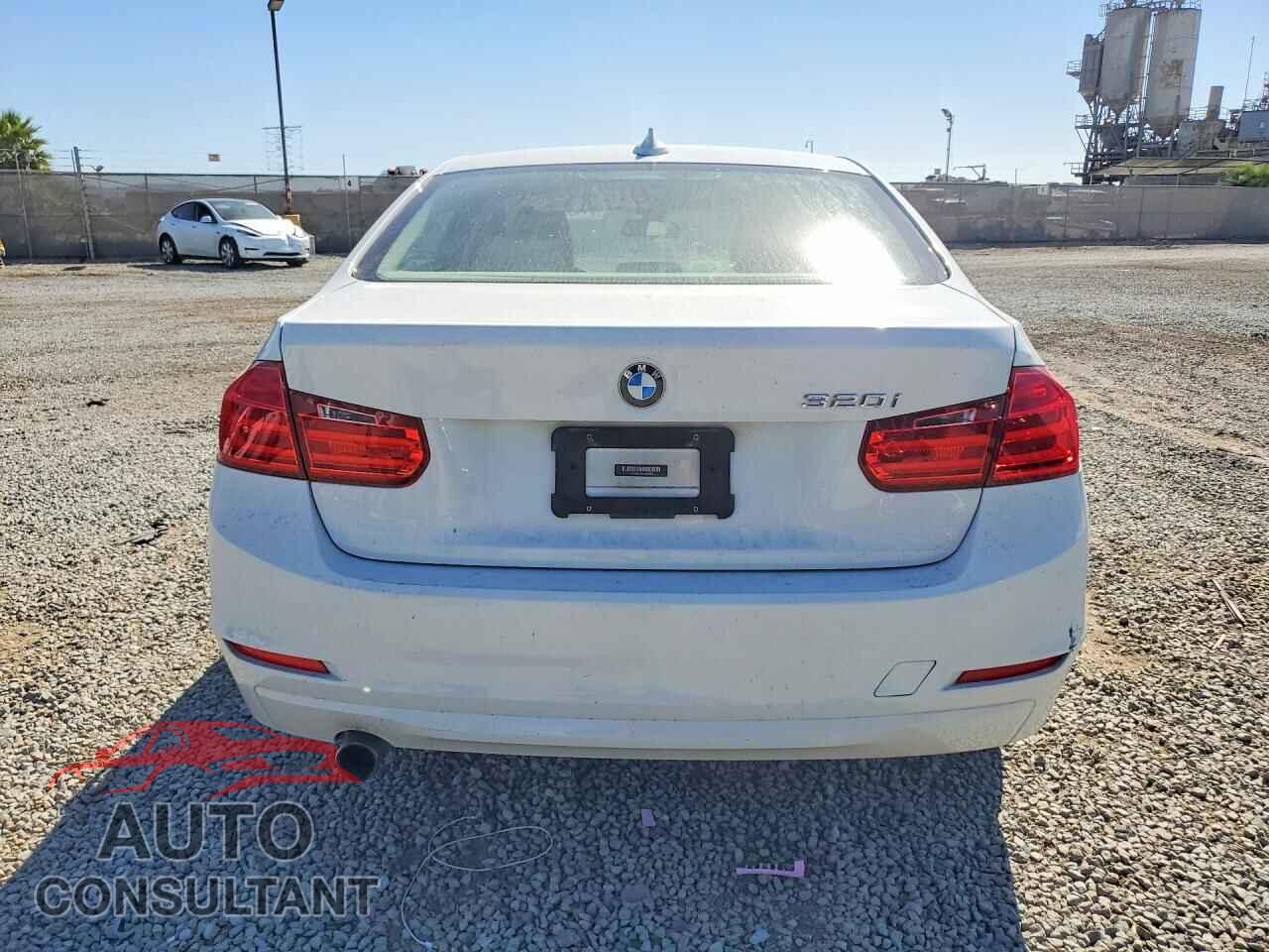 BMW 3 SERIES 2014 - WBA3B1C5XEP680683