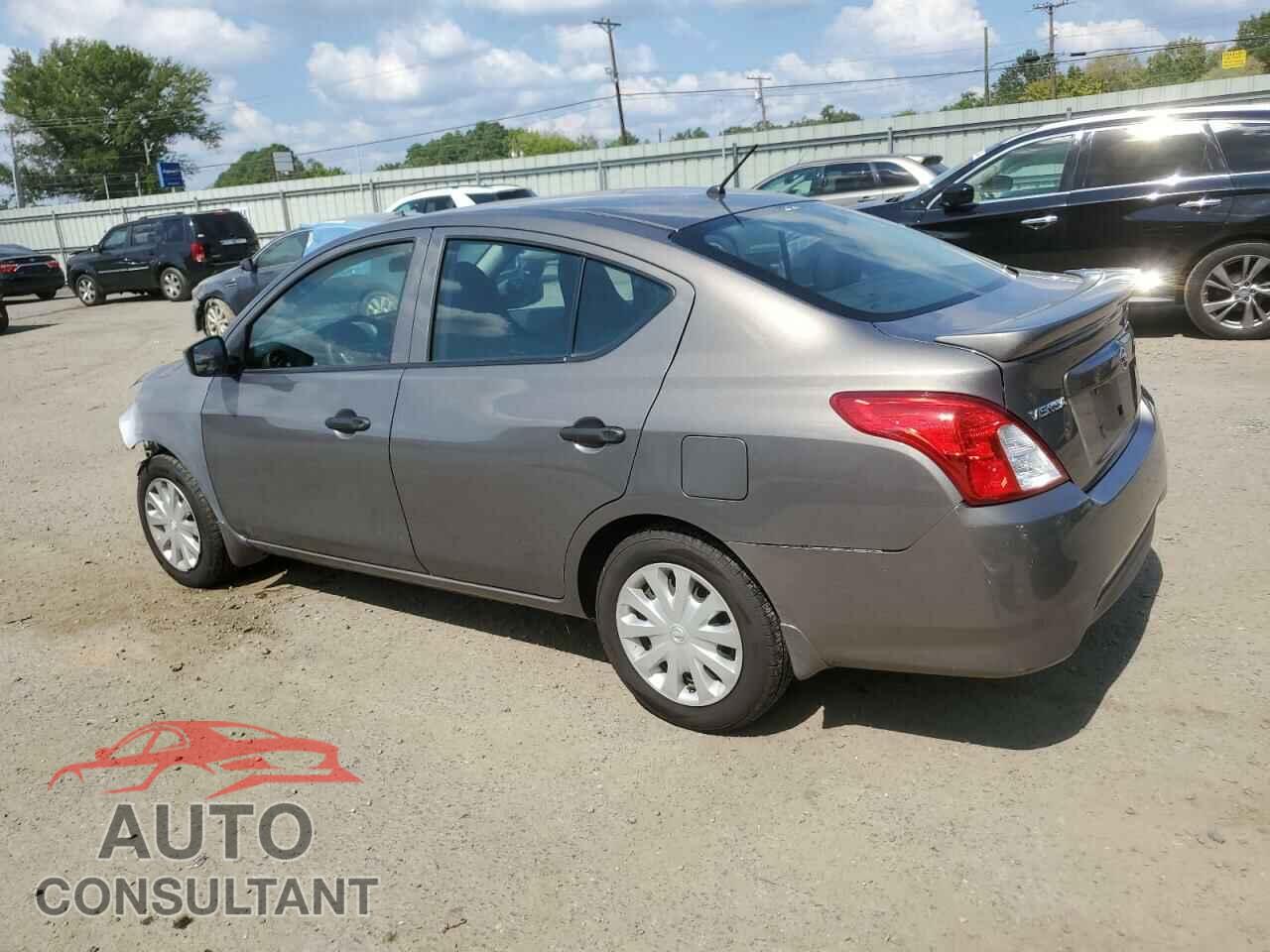 NISSAN VERSA 2017 - 3N1CN7AP5HL846970