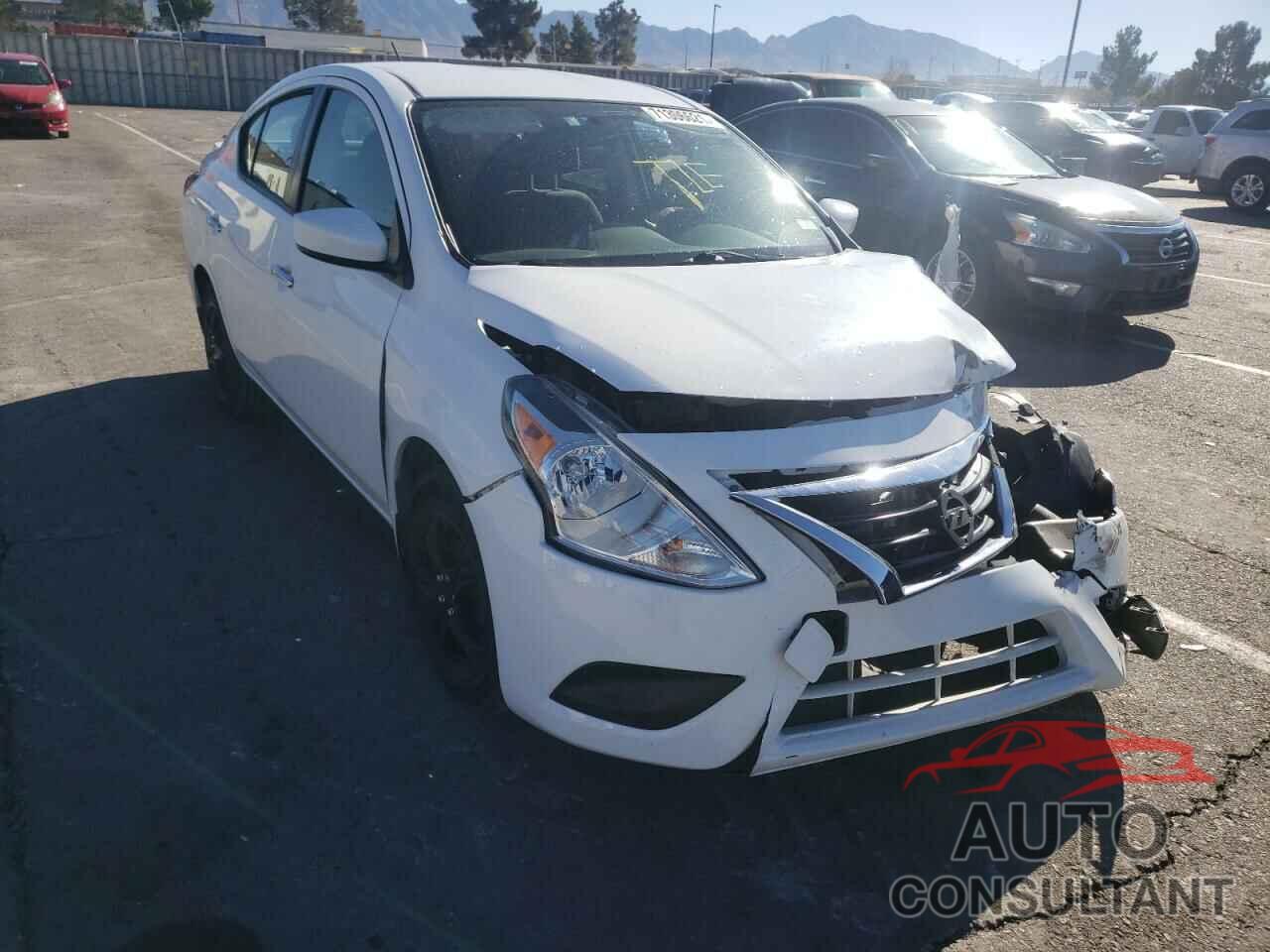 NISSAN VERSA 2017 - 3N1CN7AP3HL901819