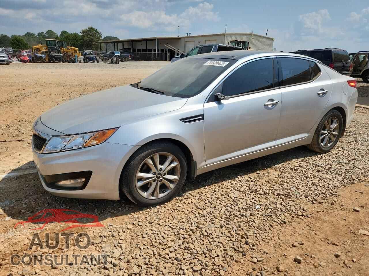 KIA OPTIMA 2011 - KNAGN4A73B5128724