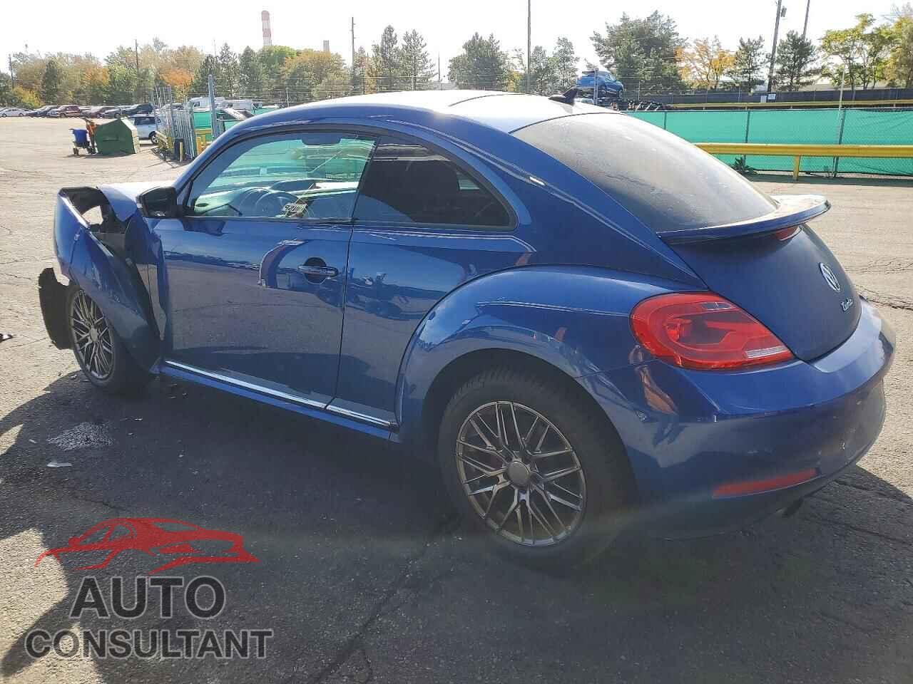 VOLKSWAGEN BEETLE 2013 - 3VWVA7AT1DM618593