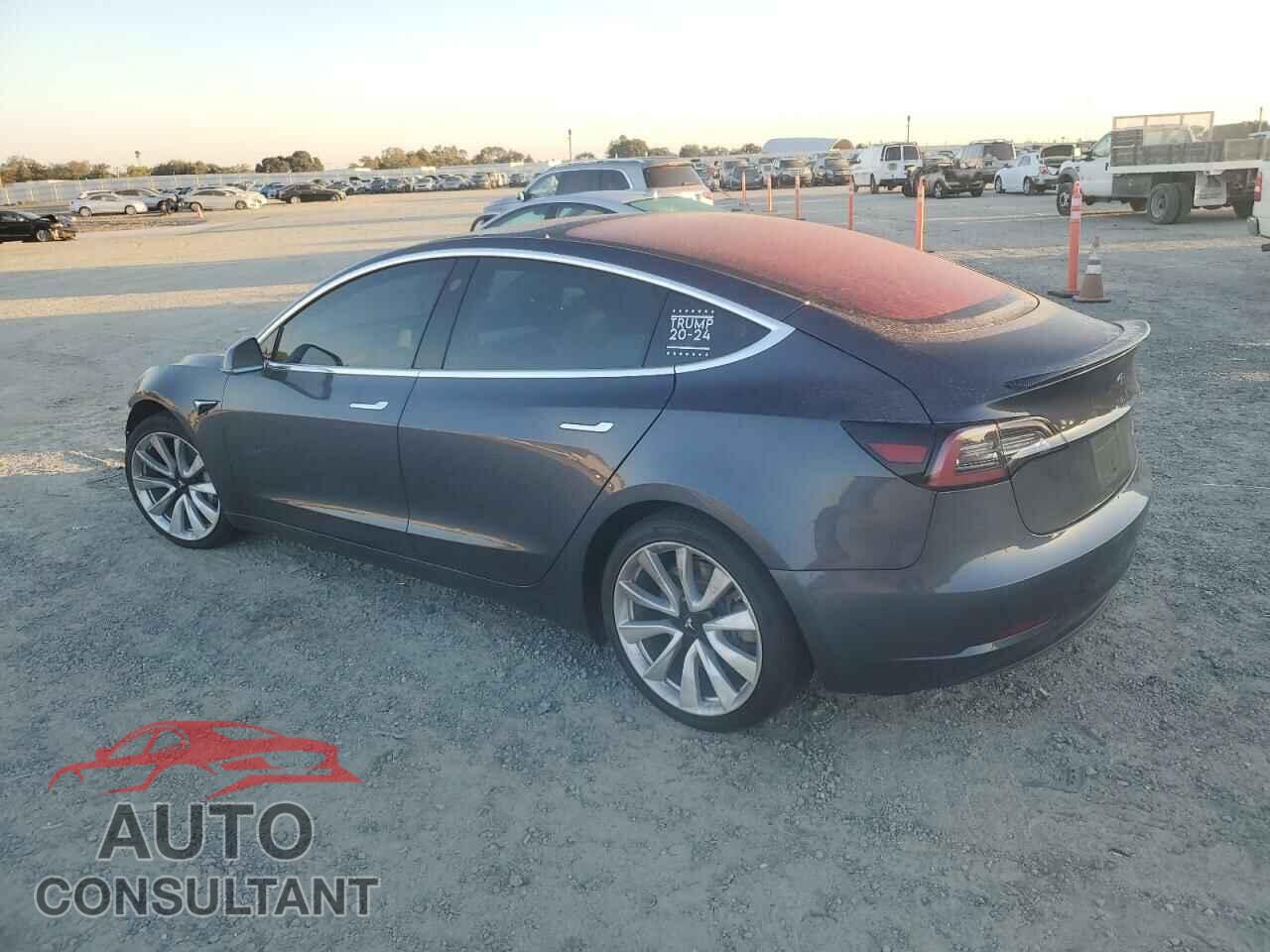 TESLA MODEL 3 2018 - 5YJ3E1EB9JF188227