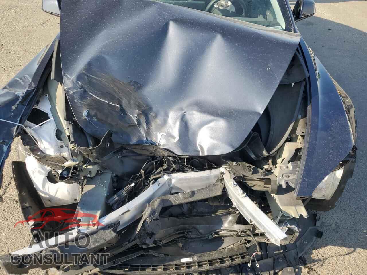 TESLA MODEL 3 2024 - 5YJ3E1EA2RF853178