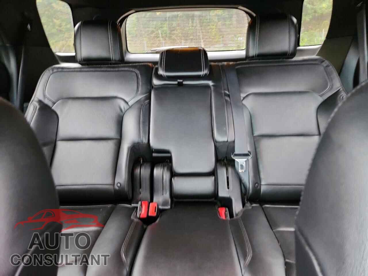 FORD EXPLORER 2016 - 1FM5K8F85GGA22004
