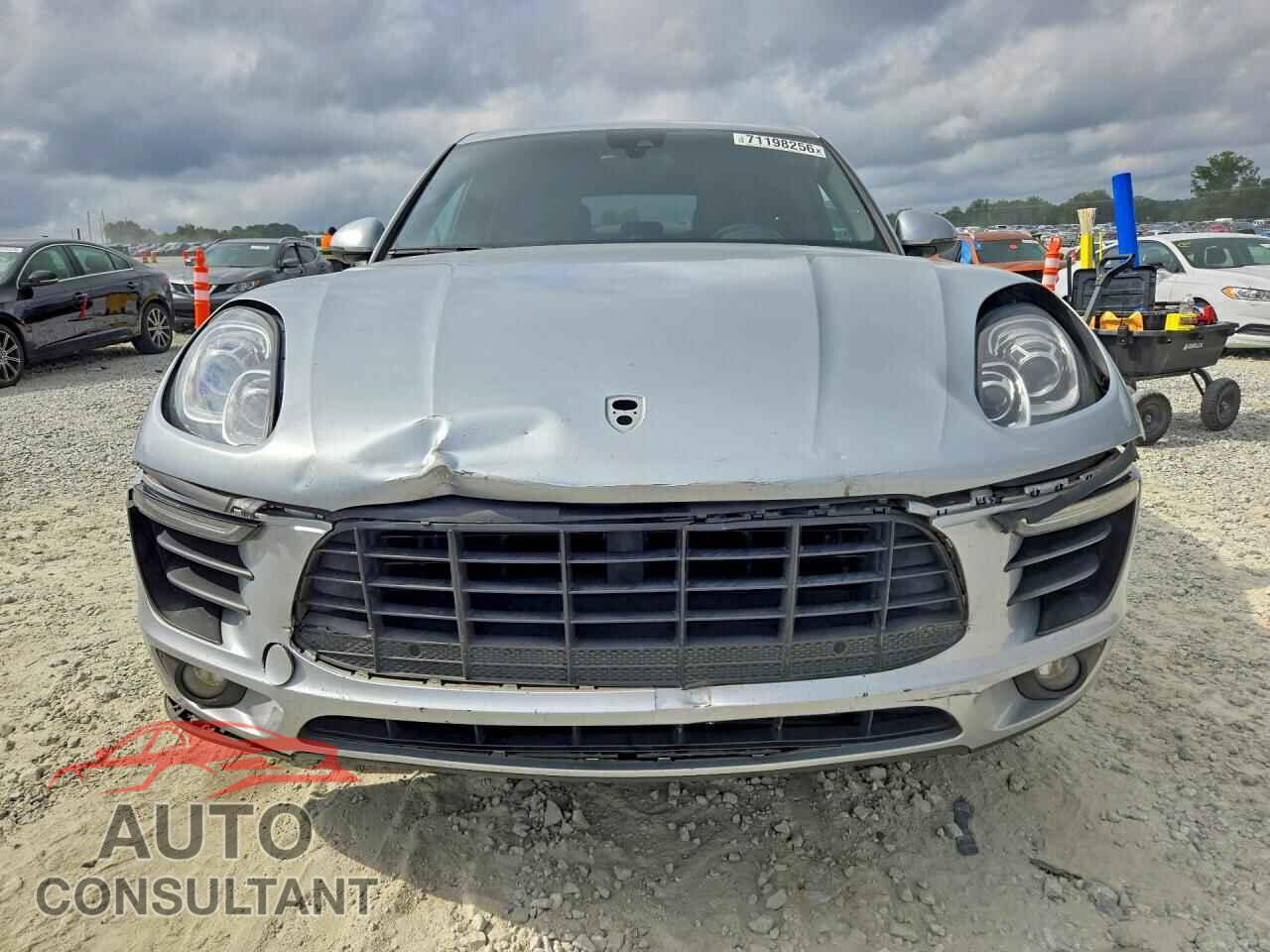 PORSCHE MACAN 2018 - WP1AA2A58JLB04578