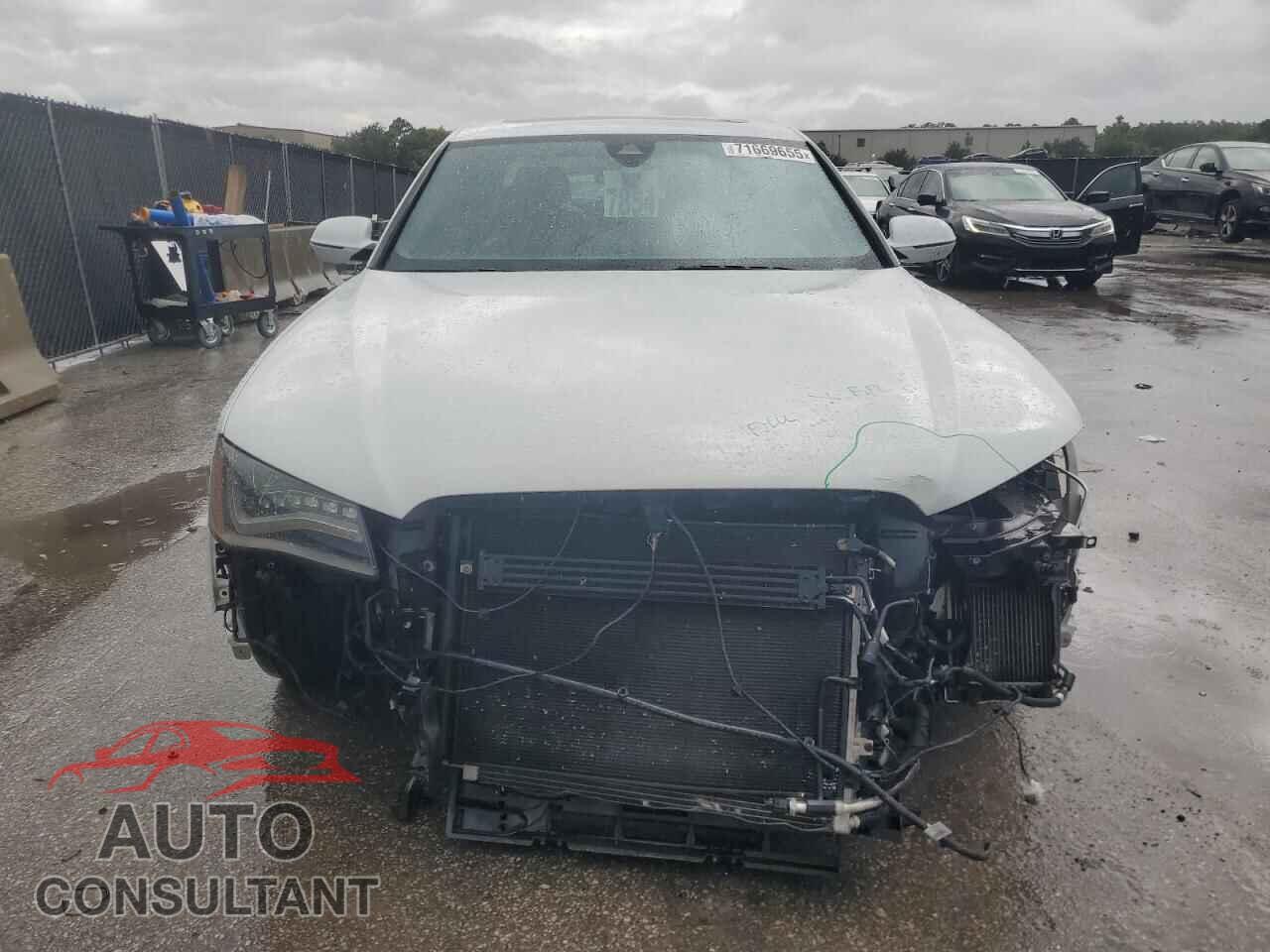 AUDI A8 2013 - WAUA2AFD3DN025253