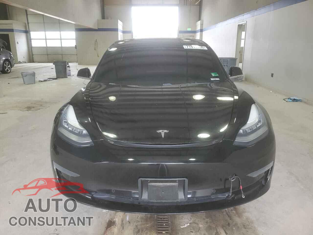 TESLA MODEL 3 2019 - 5YJ3E1EB5KF212024