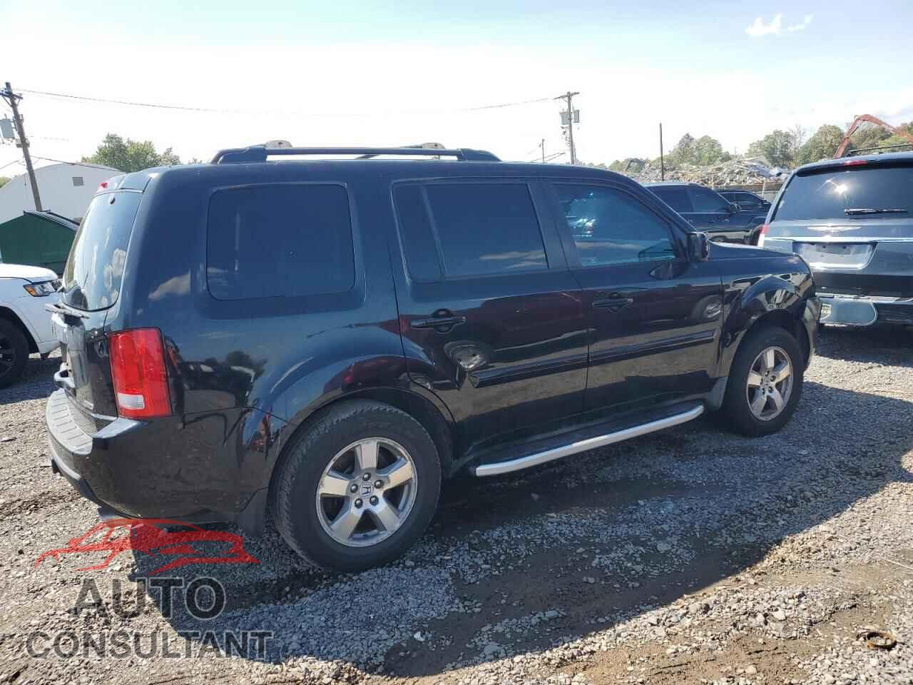 HONDA PILOT 2011 - 5FNYF4H41BB015918